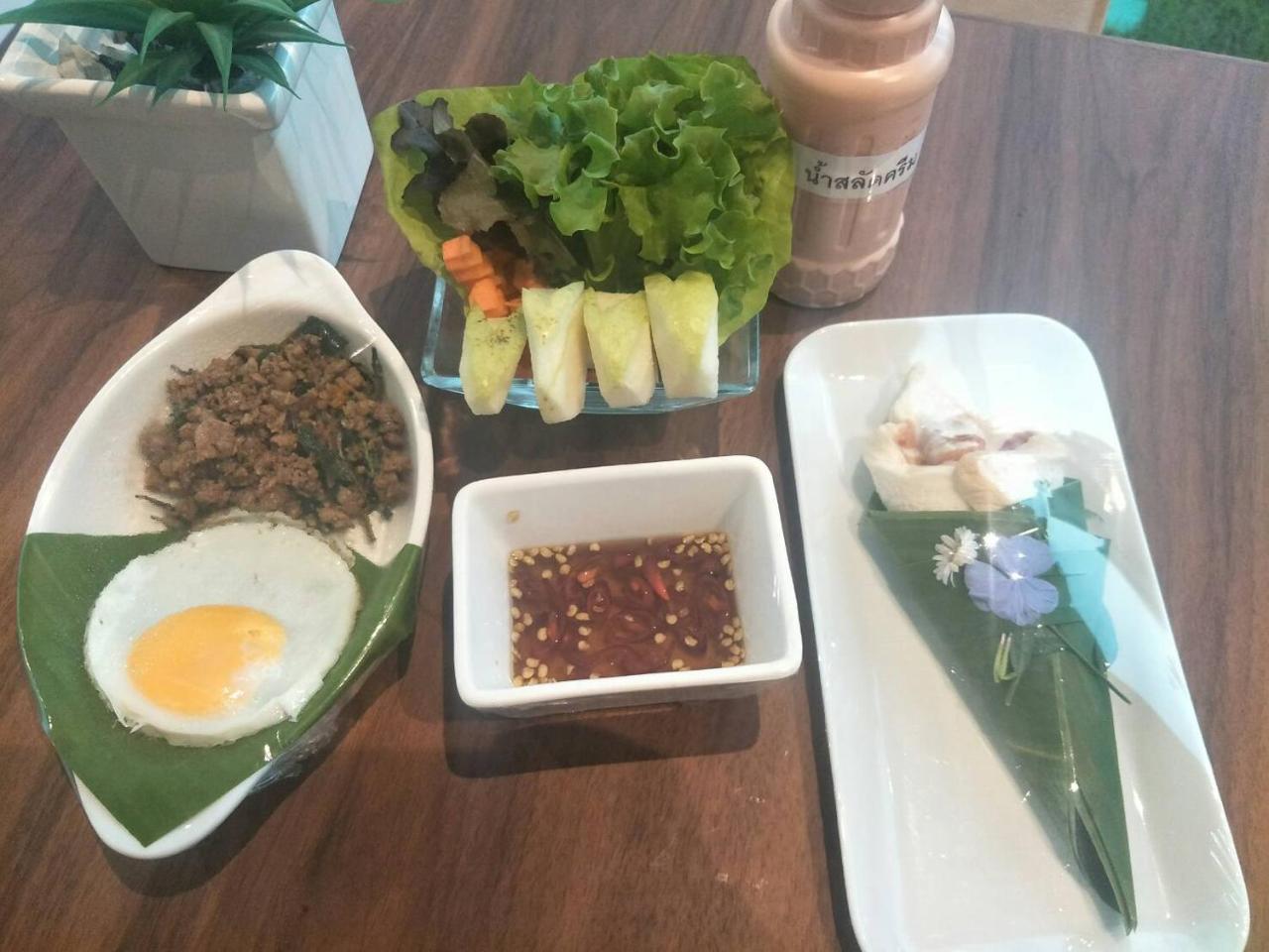The White Garden Premier Saraburi Hotel Ban Dao Ruang  ภายนอก รูปภาพ