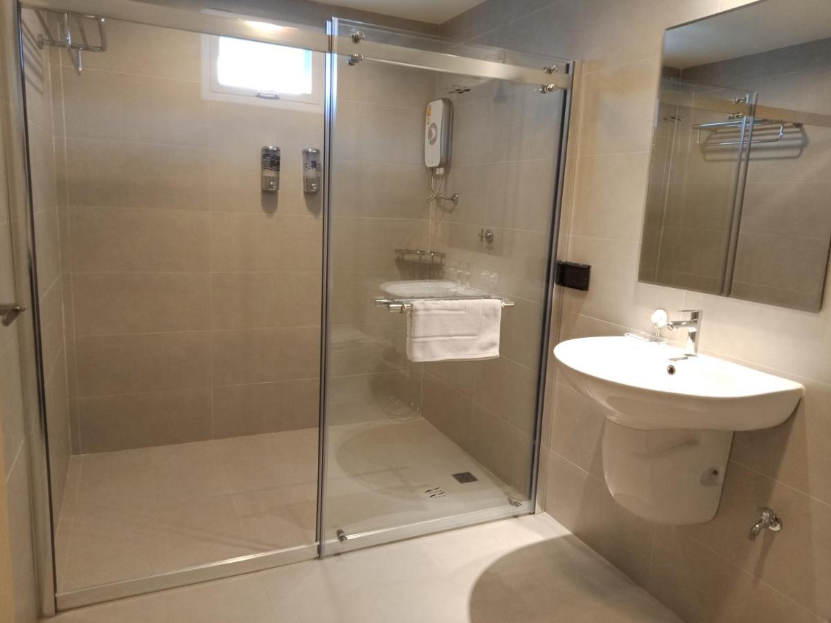 The White Garden Premier Saraburi Hotel Ban Dao Ruang  ภายนอก รูปภาพ