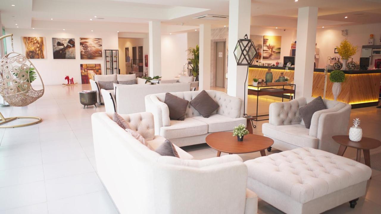 The White Garden Premier Saraburi Hotel Ban Dao Ruang  ภายนอก รูปภาพ