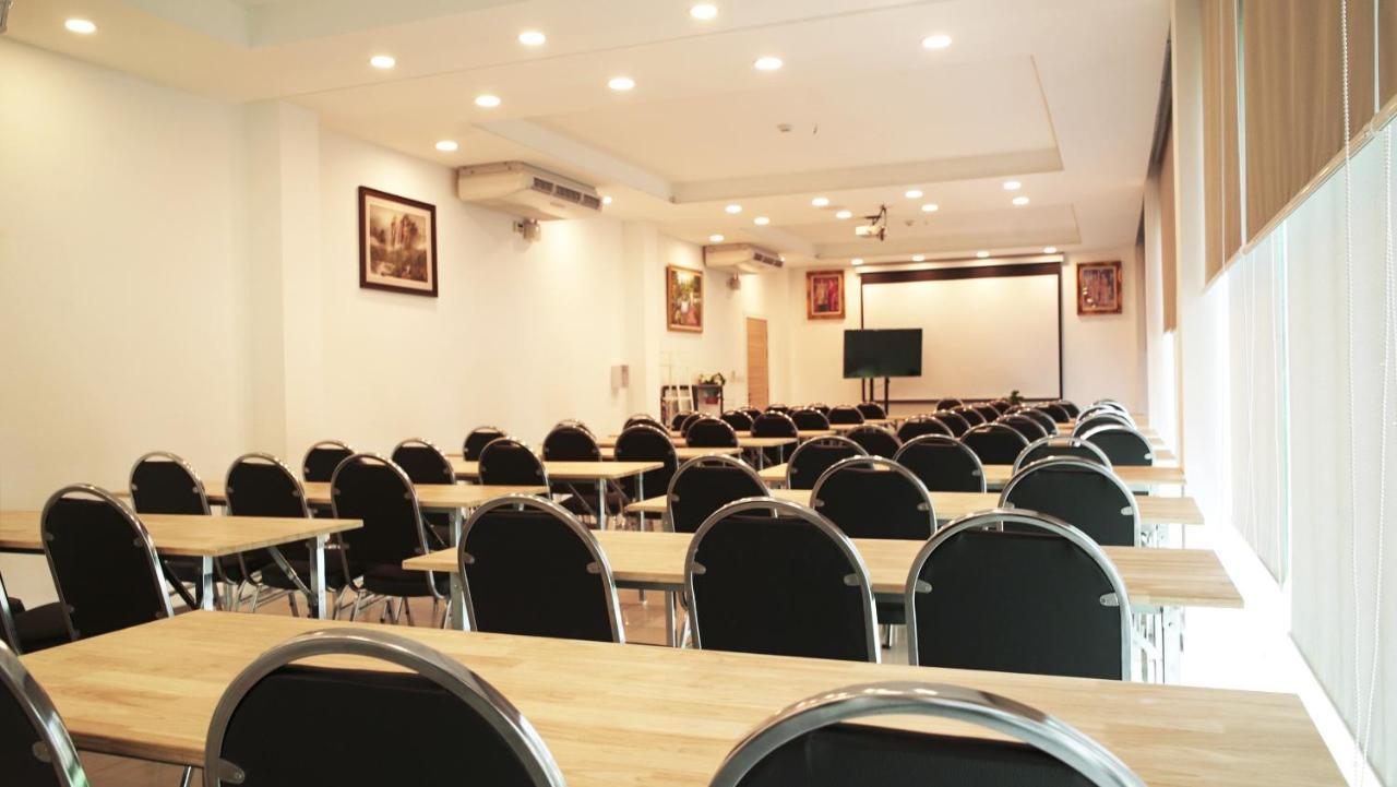 The White Garden Premier Saraburi Hotel Ban Dao Ruang  ภายนอก รูปภาพ